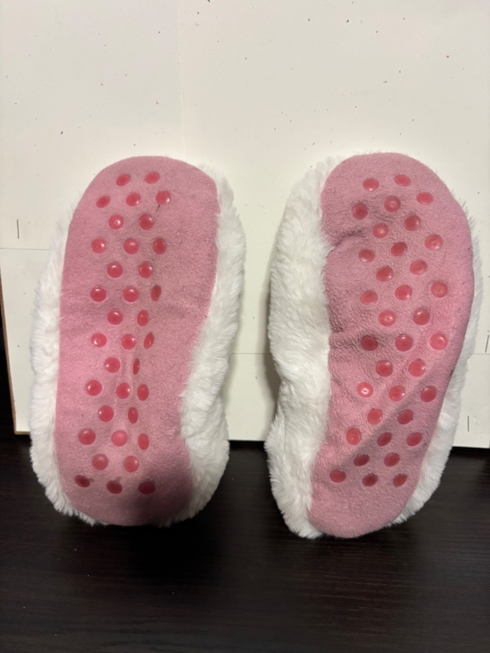 Marie the cat slipper socks - Picture 2 of 2